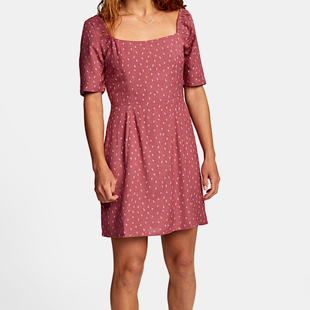 RVCA peachy short sleeve dress